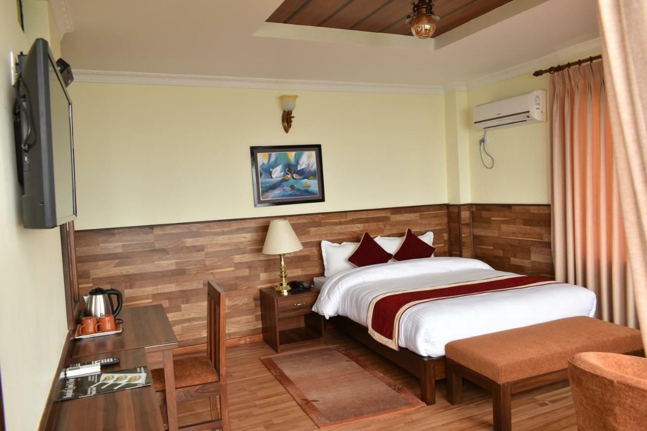 Gaia Holiday Home Dhulikhel Exterior photo