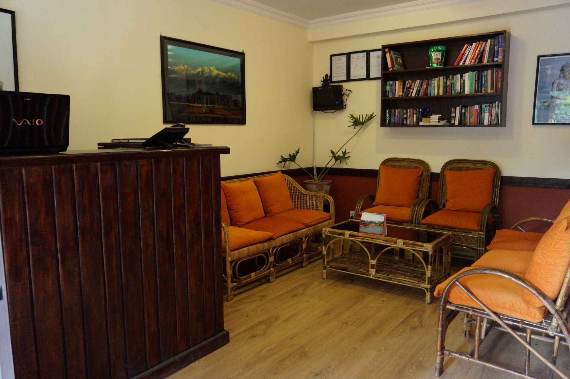 Gaia Holiday Home Dhulikhel Exterior photo